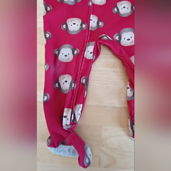 3 Pack Carter's PJs 12 M - Picture 3 of 9